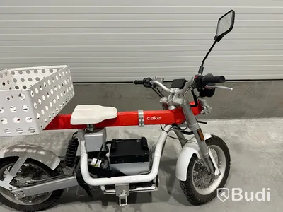 YW2C2M103NT000523 Lätt motorcykel Cake ÖSA PLUS. Begagnad.