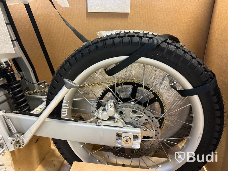 Lätt motorcykel Cake KALK INK & |  YW2C1M109NT001274