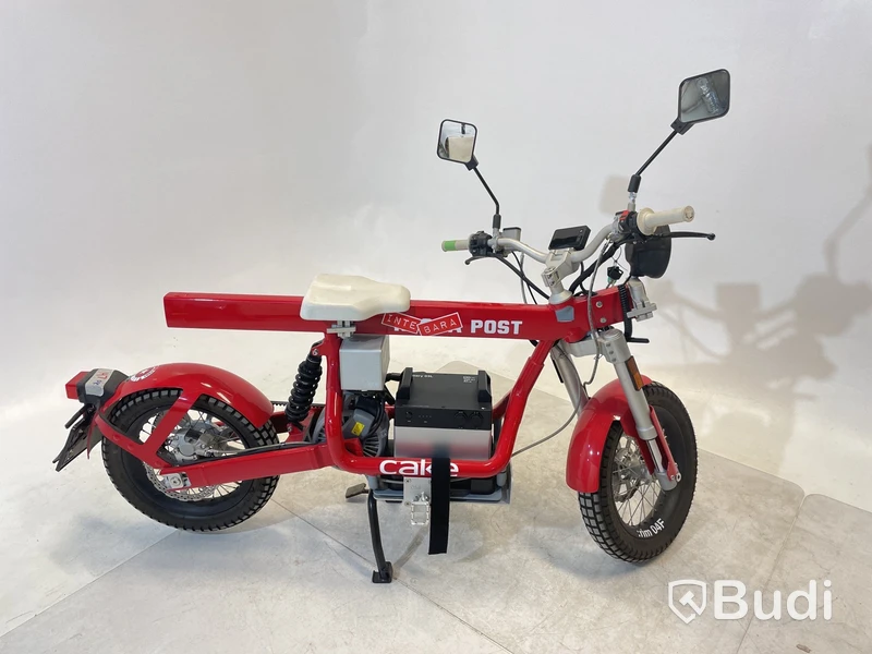 Moped Cake ÖSA FLEX 2021 | Begagnad. Med Tillbehör.