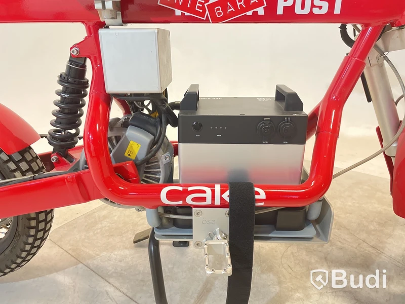 Moped Cake ÖSA FLEX 2021 | Begagnad. Med Tillbehör.
