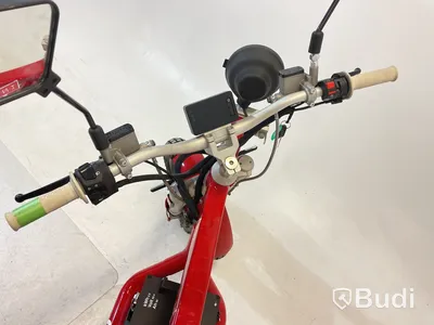 Moped Cake ÖSA FLEX 2021 | Begagnad. Med Tillbehör.