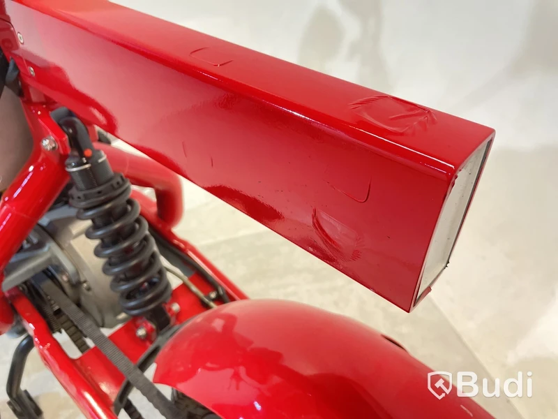 Moped Cake ÖSA FLEX 2021 | Begagnad. Med Tillbehör.