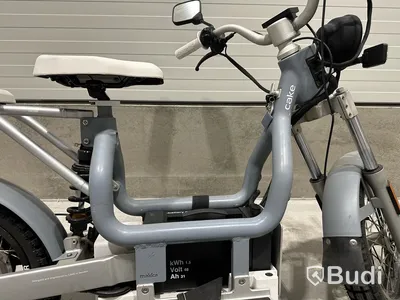 Moped Cake MAKKA FLEX GREY 2022 | Begagnad. Med Tillbehör.