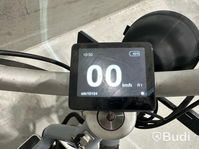 Moped Cake MAKKA FLEX GREY 2022 | Begagnad. Med Tillbehör.