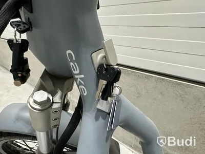 Moped Cake MAKKA FLEX GREY 2022 | Begagnad. Med Tillbehör.