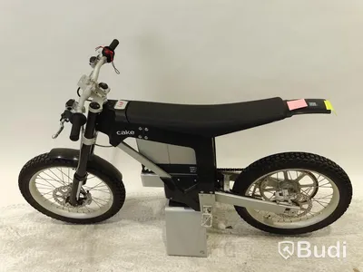 Lätt motorcykel Cake, KALK INK. Begagnad. Med Tillbehör.