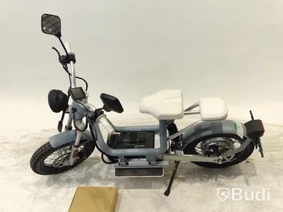 Moped Cake MAKKA FLEX GREY 2022, REGNR; WSX74D. Begagnad. Med Tillbehör.