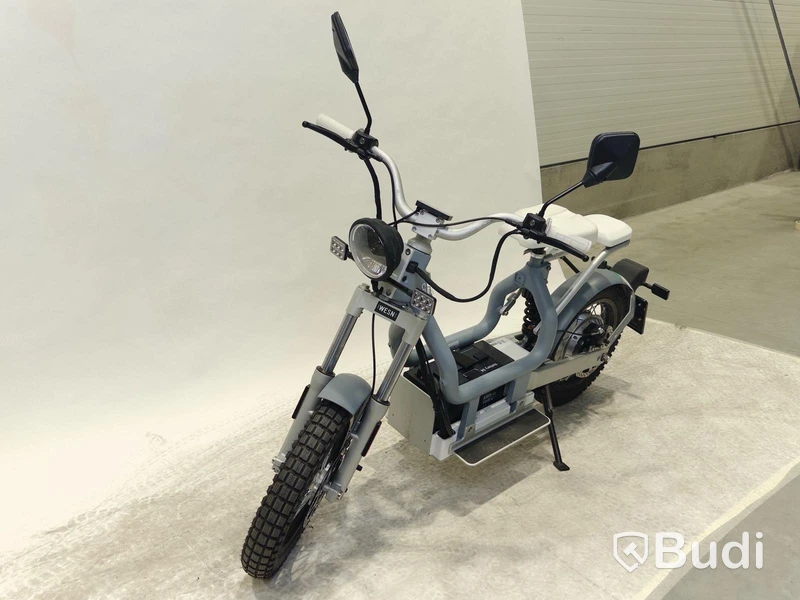 Moped Cake MAKKA FLEX GREY 2022, REGNR; WSX74D. Begagnad. Med Tillbehör.