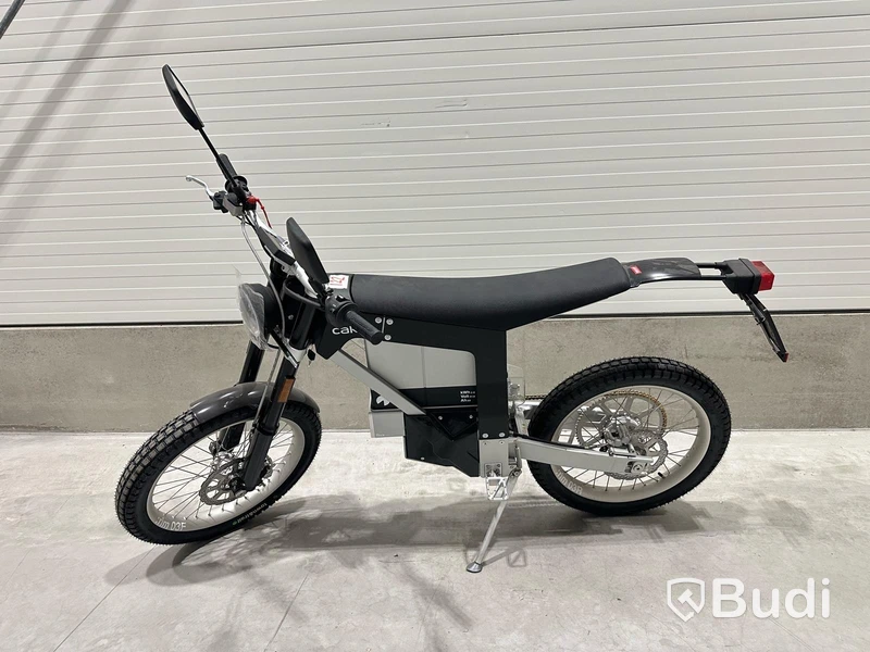 Lätt motorcykel Cake KLALK INK & 2023, REGNR; JRW79F. Begagnad. Med Tillbehör