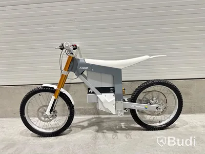 Lätt motorcykel Cake KALK OR. Begagnad. Med Tillbehör