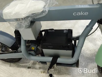 Moped Cake ÖSA FLEX. Begagnad. Med Tillbehör. Obs! Utlandsregistrerad