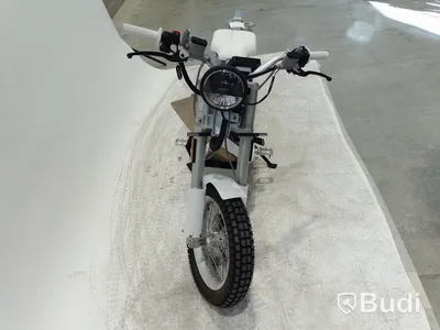 Lätt motorcykel Cake ÖSA PLUS. Begagnad. Med Tillbehör. Obs! Utlandsregistrerad
