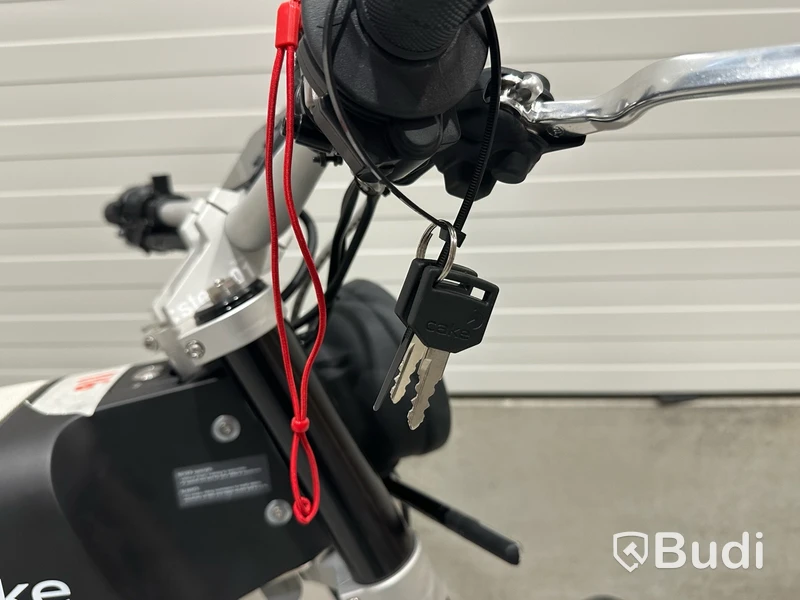 Lätt motorcykel Cake KALK INK & 2020. Begagnad. Med Tillbehör. Chassinr: YW2C1M108KT000256