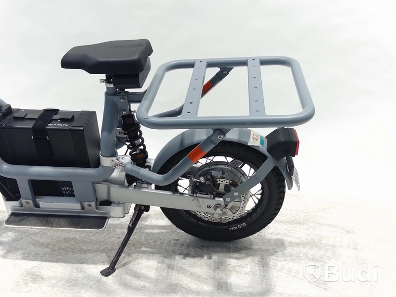 Moped Cake MAKKA FLEX WORK, REGNR; MDG49F. Begagnad. Med Tillbehör. Klass 1