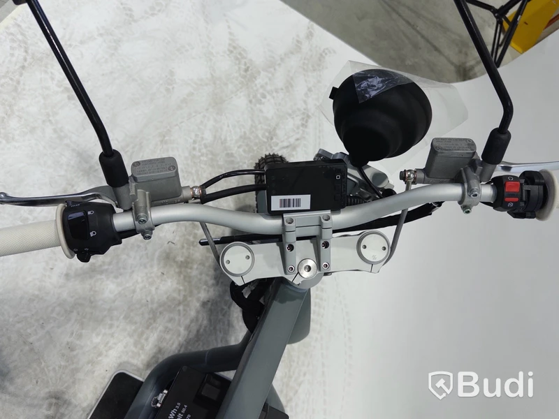 Lätt motorcykel, Cake ÖSA PLUS. Begagnad. Med Tillbehör. YW2C2M101NT000746
