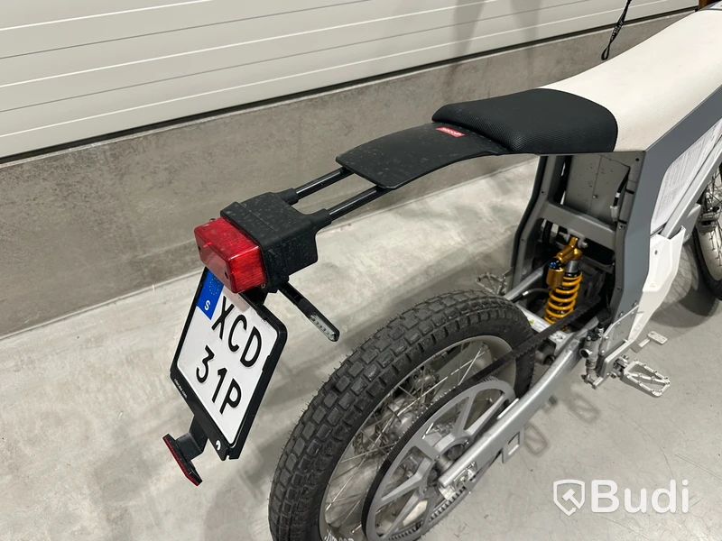 Lätt motorcykel Cake KALK & 2022, REGNR; XCD31P. Begagnad. Med Tillbehör.