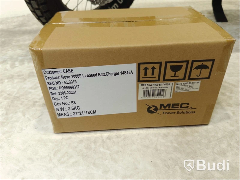 YW2C3M049NT000706 Moped Cake ÖSA FLEX. Begagnad. Med Tillbehör.