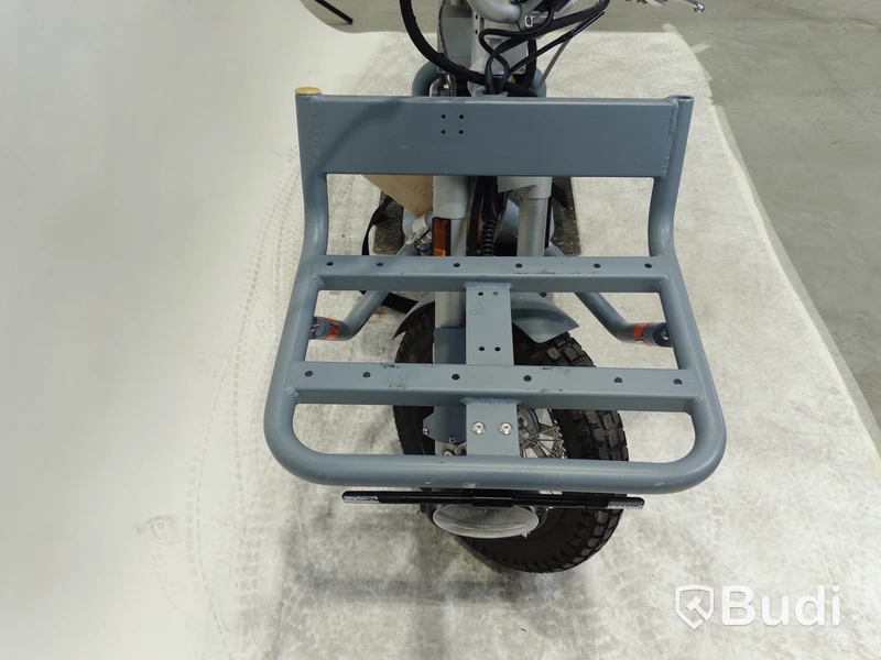 YW2C3M049NT000706 Moped Cake ÖSA FLEX. Begagnad. Med Tillbehör.
