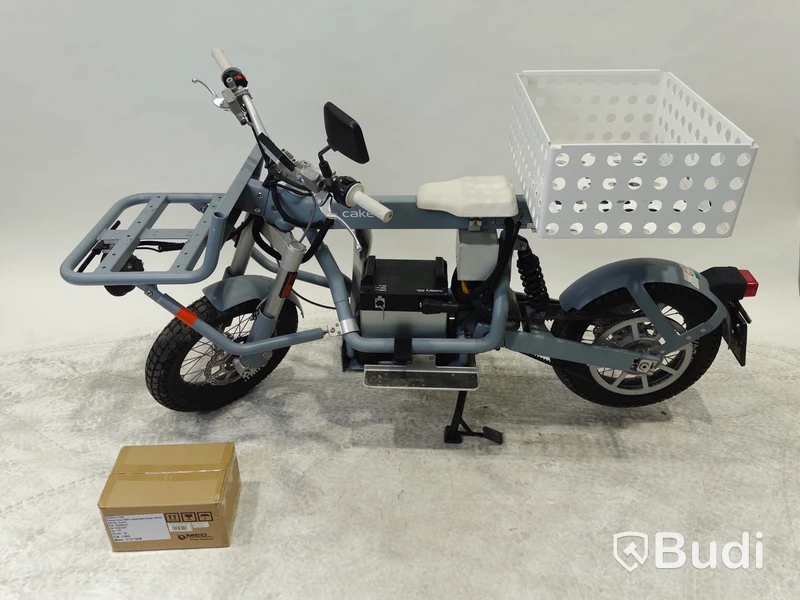 YW2C3M049NT000706 Moped Cake ÖSA FLEX. Begagnad. Med Tillbehör.