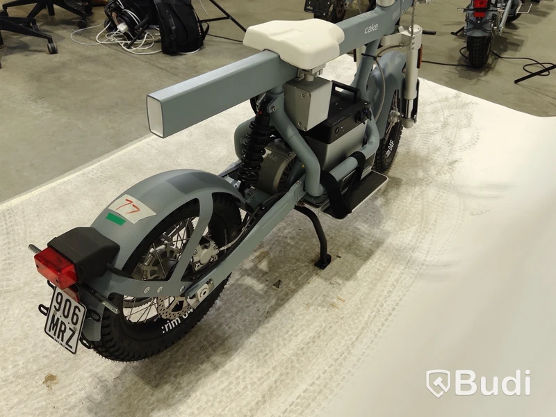 Moped Cake ÖSA FLEX 2021, REGNR; YLE69M. Begagnad. Med Tillbehör.