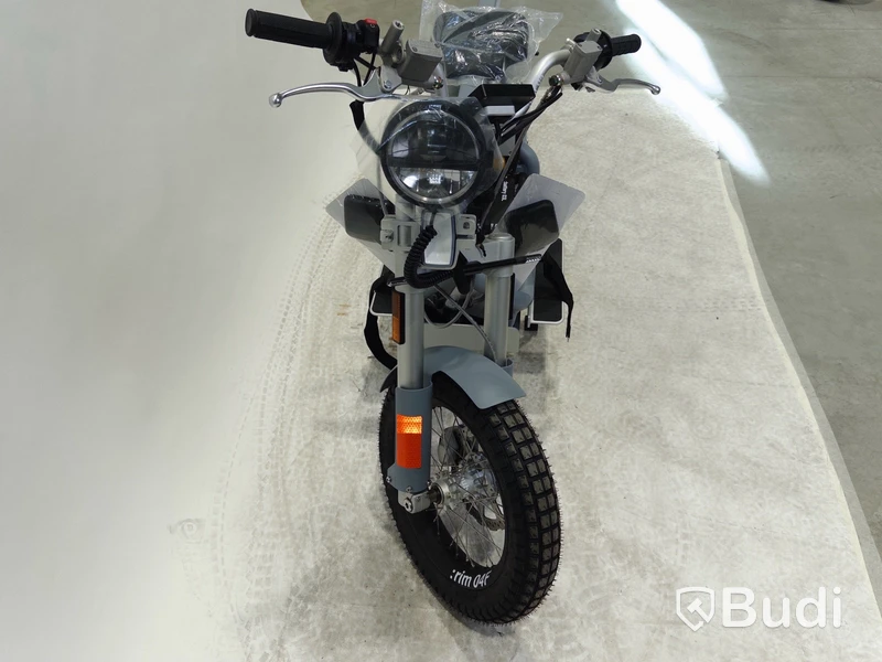 Moped Cake ÖSA FLEX. Begagnad. Med Tillbehör.