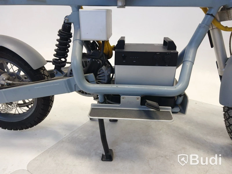 Moped Cake ÖSA FLEX 2020, REGNR; LAZ62H. Begagnad. Med Tillbehör.