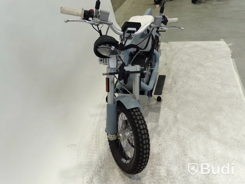 YW2C3M040NT000657 Moped Cake ÖSA FLEX. Begagnad. Med Tillbehör