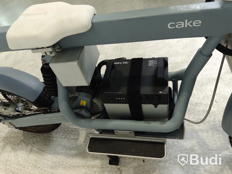 YW2C3M040NT000657 Moped Cake ÖSA FLEX. Begagnad. Med Tillbehör