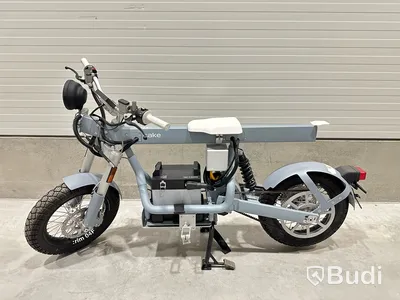 Moped Cake ÖSA FLEX. Begagnad. Med Tillbehör