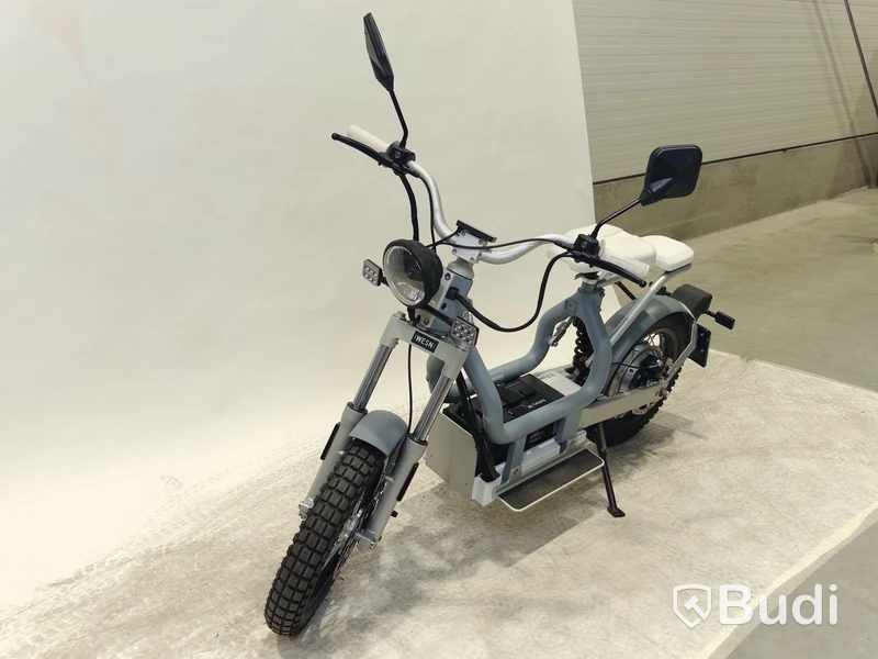Moped Cake MAKKA FLEX GREY 2022, REGNR; WSX74D. Begagnad. Med Tillbehör. Klass 1