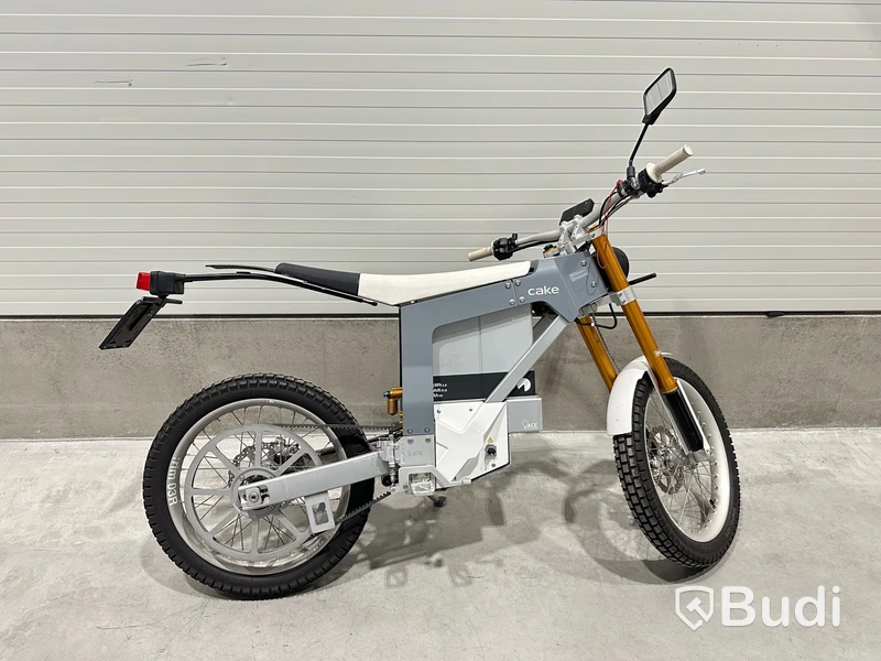Lätt motorcykel Cake KALK & 2022, REGNR; RAA62C . Begagnad. Med Tillbehör.