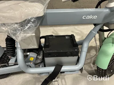 Moped Cake ÖSA LITE. Begagnad. Med Tillbehör. Obs! Utlandsregistrerad. Klass 1