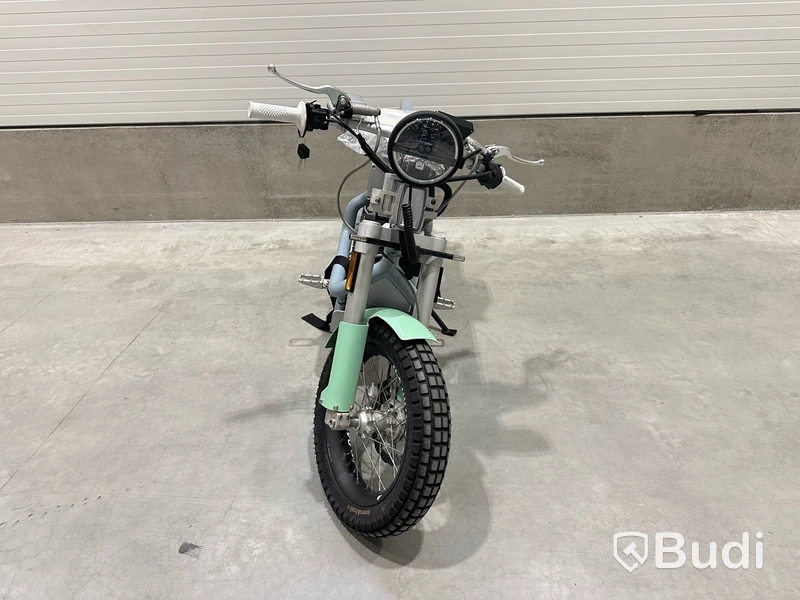 Moped Cake ÖSA LITE. Begagnad. Med Tillbehör. Obs! Utlandsregistrerad. Klass 1