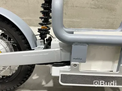 Moped Cake MAKKA FLEX GREY. Begagnad. Med Tillbehör. Klass 1