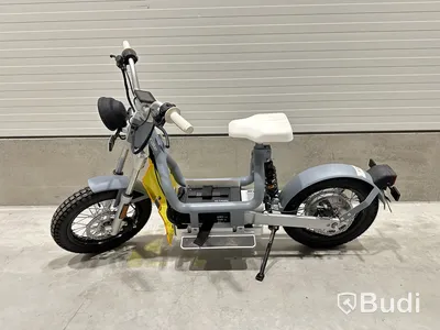 Moped Cake MAKKA FLEX GREY. Begagnad. Med Tillbehör. Klass 1