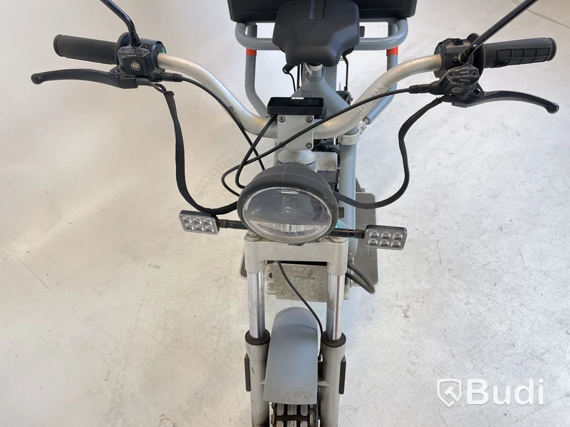 Moped Makka Flex Grey -2022 | Går ej att vägregistrera