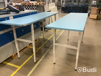 2st packbord, reglerbar höjd, längd 200cm, djup 60 cm, aktuell bordhöjd:97cm