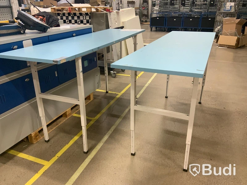 2st packbord, reglerbar höjd, längd 200cm, djup 60 cm, aktuell bordhöjd:97cm
