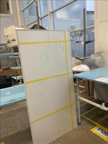 Whiteboard 91 cm bred och 180 cm längd