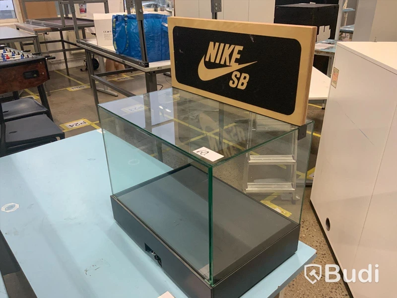Displaymonter Nike SB
