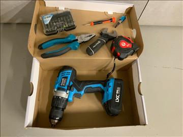 Skruvdragare Cocraft 18V Litium batteri med tillbehör