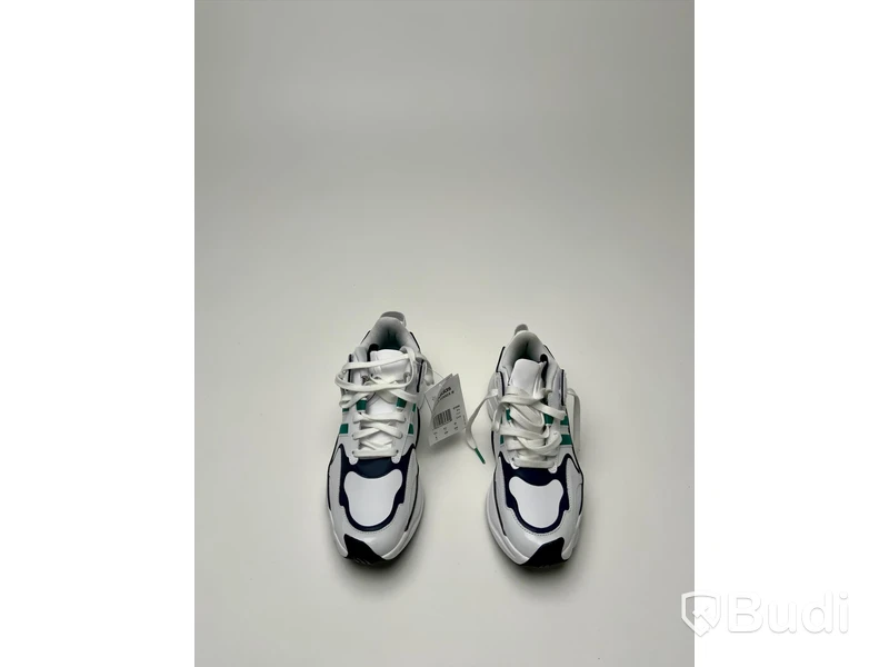 Skor, Adidas Magmur Runner W. Storlek 40. EF5086