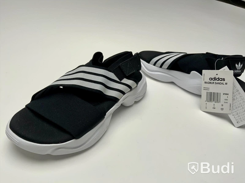 Skor, Adidas Magmur Sandal W. Storlek 38. EF5863