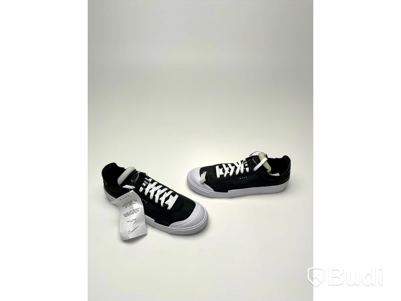 Skor, Nike Drop-type. Storlek 44. AV6697 003