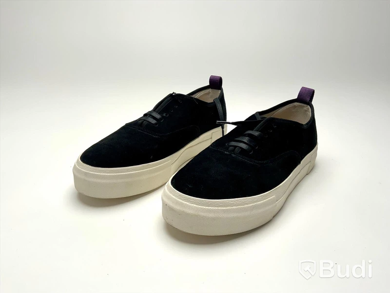 Skor, Eytys Mother suede black. Storlek 46. V100561493