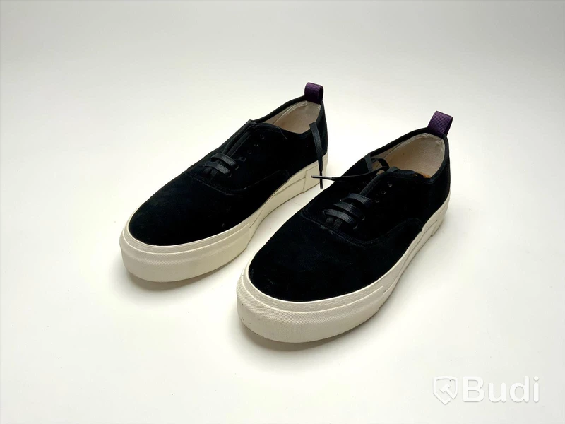 Skor, Eytys Mother suede black. Storlek 46. V100561493