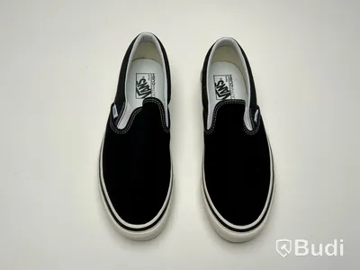 Skor, Vans Classic Slip-on. Storlek 4. VN0A3JEXQU1