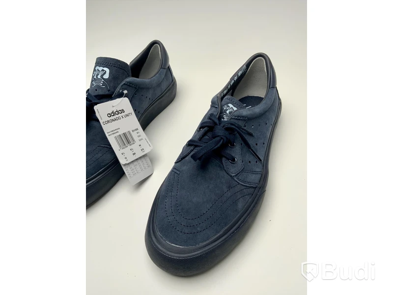 Skor, Adidas Coronado X Unity. Storlek 44. EH1806