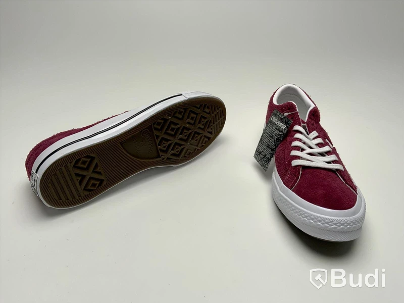Skor, Converse. Storlek 45. 158370