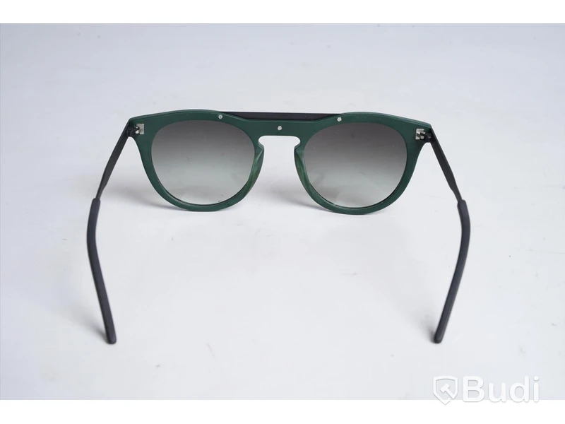 Solglasögon från CLEO EYEWEAR